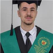 ¡Soy una persona alegre y con gran vocación por la enseñanza! Ofrezco clases on-line de cualquier materia de Educación Primaria